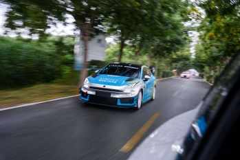 中国品牌赛车的新物种：领克07GT拉力学院赛车的开创性